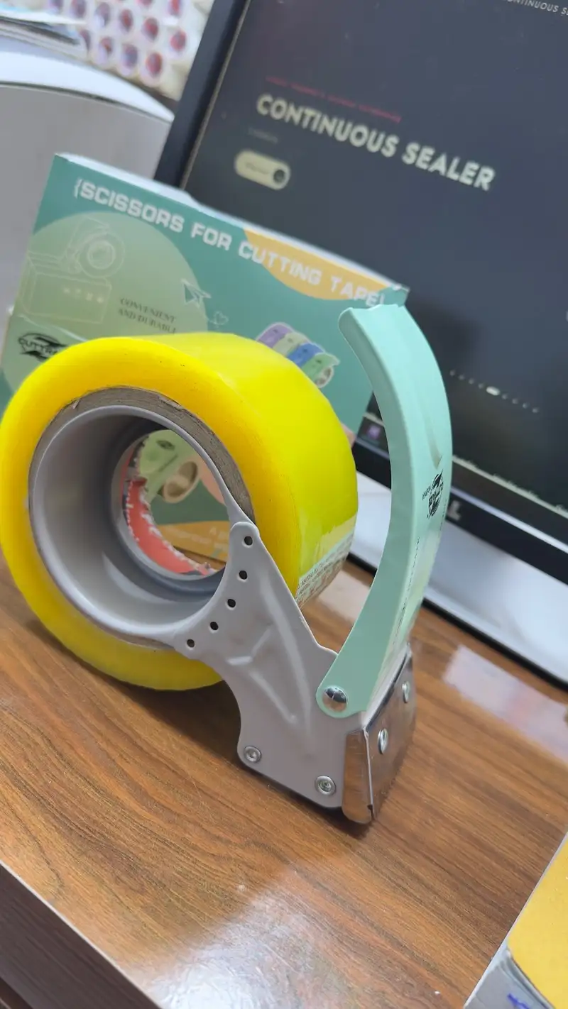 Metal Tape Dispenser with Cutter 4