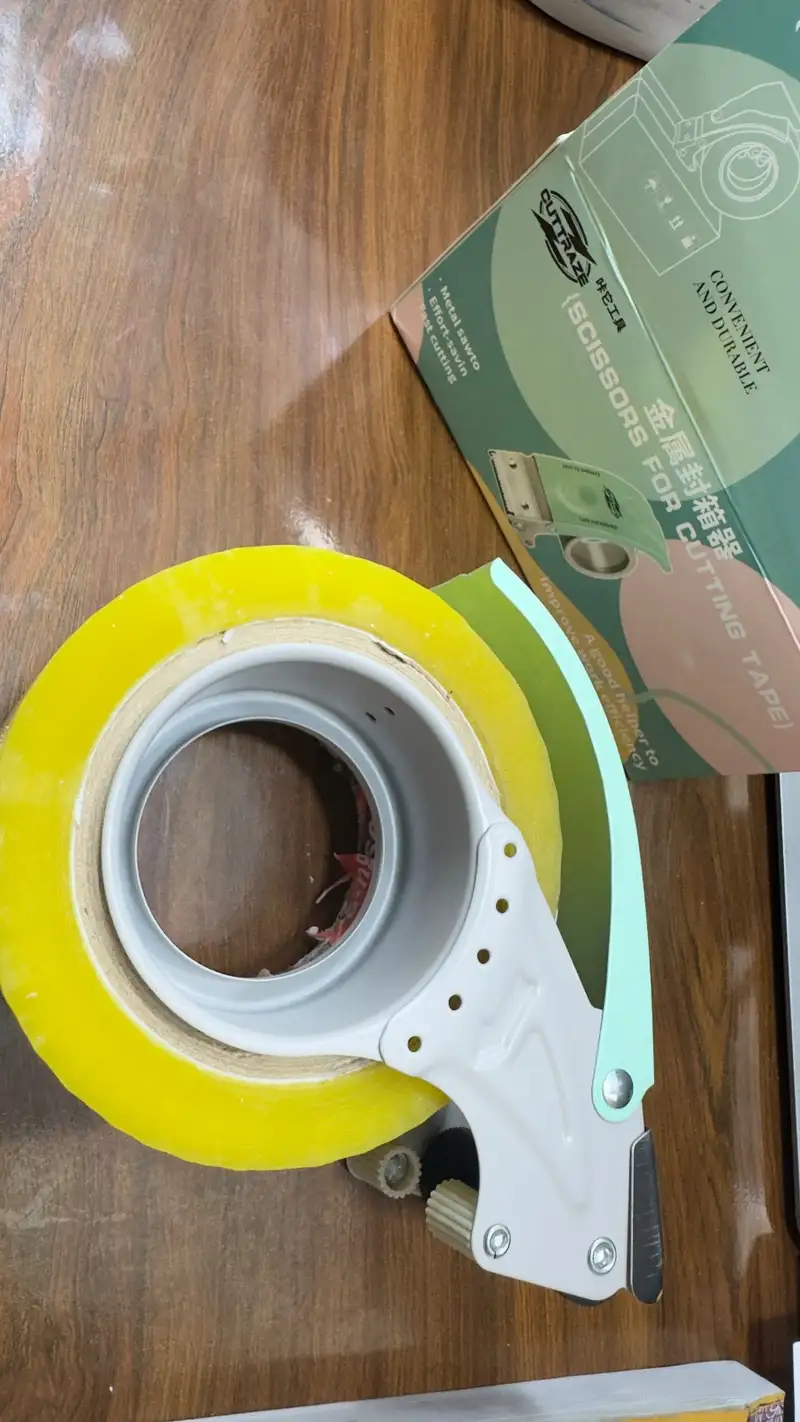 Metal Tape Dispenser with Cutter 5